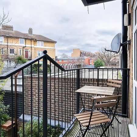 Chic 3 Bed Apartment Near London Bridge With Balcony Dış mekan fotoğraf