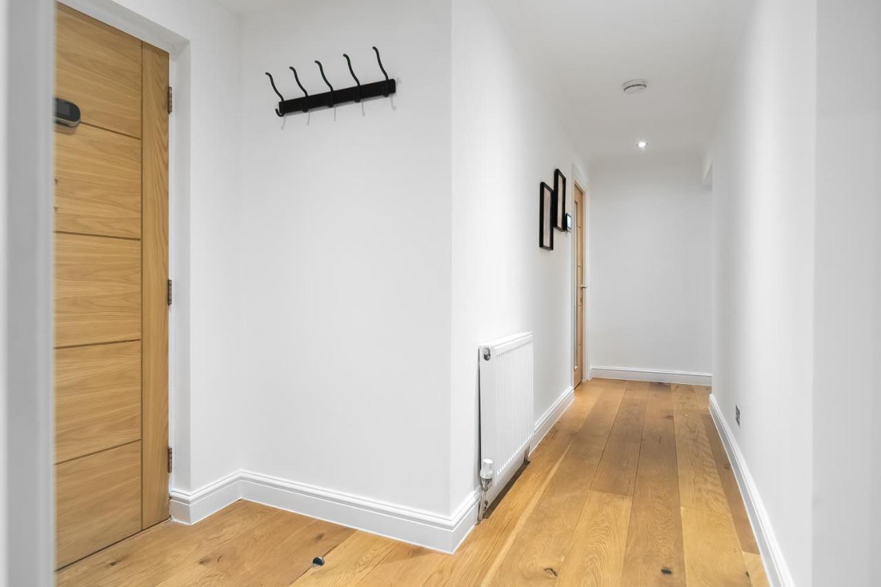 Chic 3 Bed Apartment Near London Bridge With Balcony Dış mekan fotoğraf