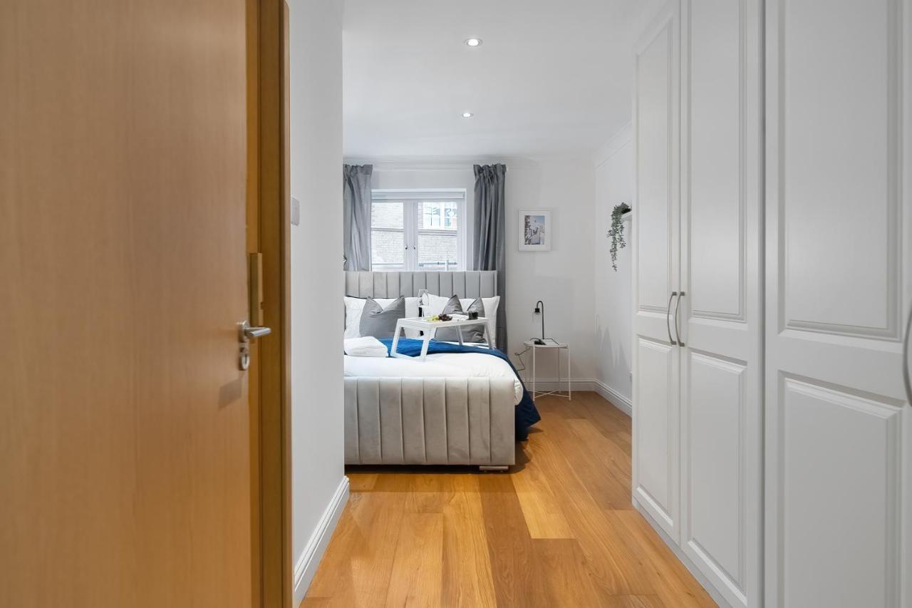 Chic 3 Bed Apartment Near London Bridge With Balcony Dış mekan fotoğraf